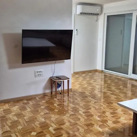 Natura Sarajevo Villa *