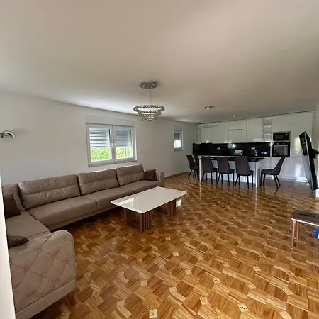 Natura Sarajevo Villa *